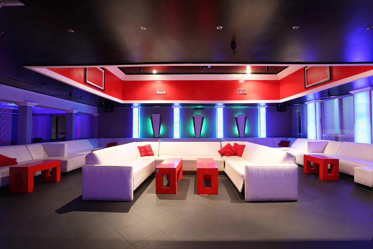 Sage Restaurant & Lounge, Whittier (300 capacity)